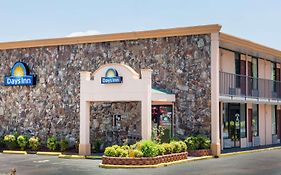 Days Inn Martin Tennessee